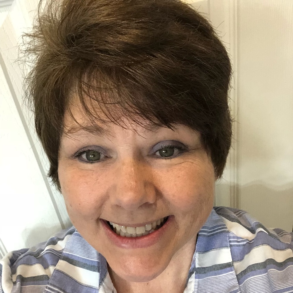 Meet your Posher, Tina